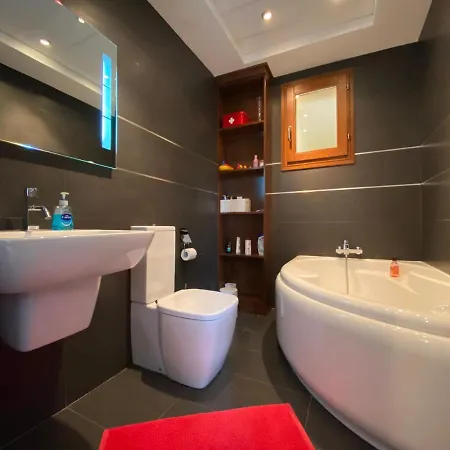 Maria'S Luxurious House In Gozo With Pool And Sea Views Nyaraló *