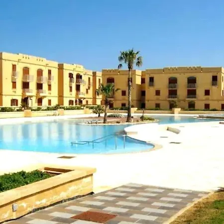 Maria'S Luxurious House In Gozo With Pool And Sea Views Mġarr