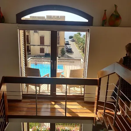 Maria'S Luxurious House In Gozo With Pool And Sea Views Ferienhaus